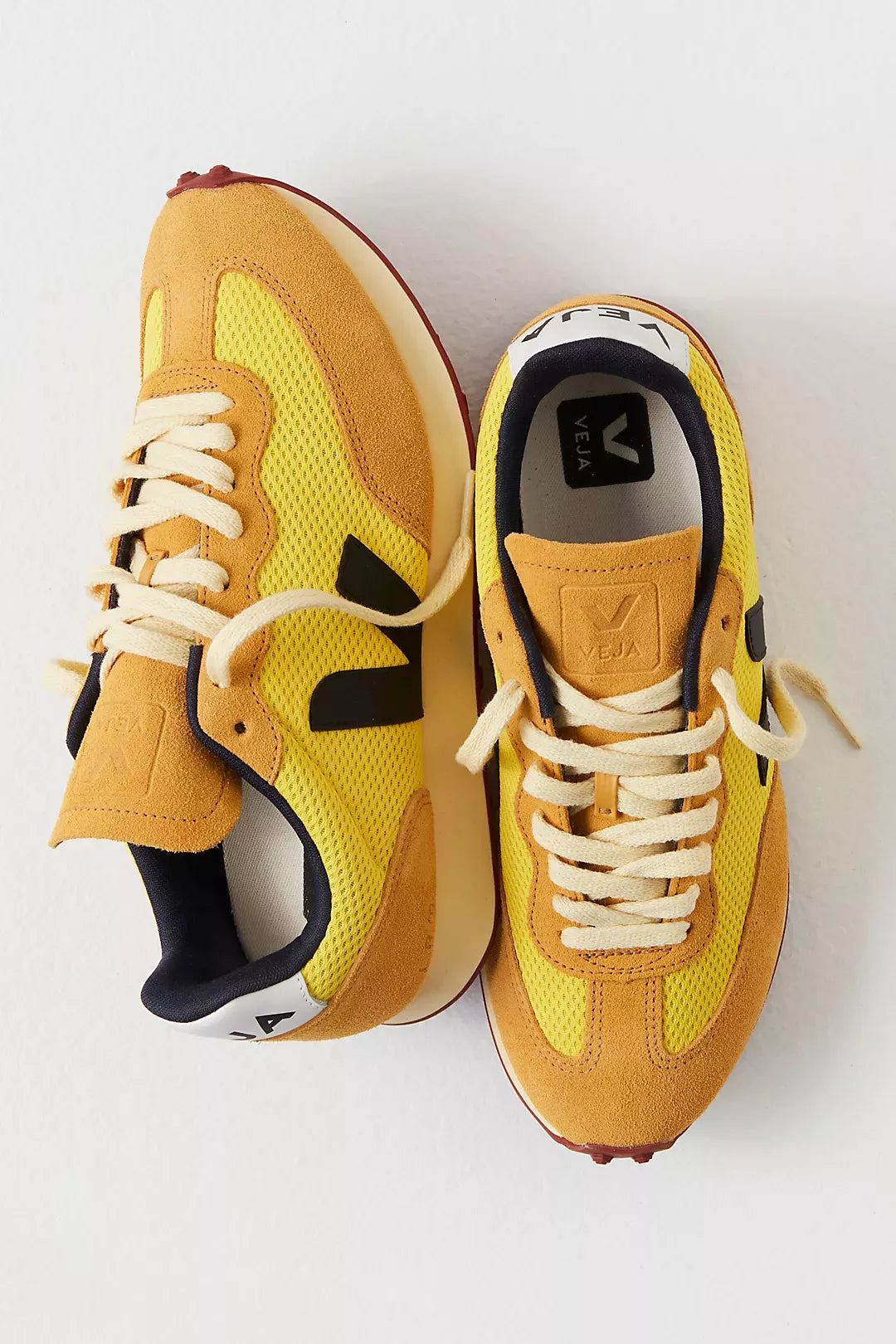 Nettoyez vos Veja avec le Nettoyant DonCare !